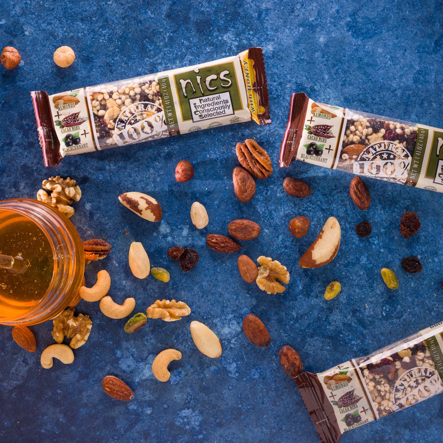 Nics Honey Fruit and Nut bar with Cocoa Nibs, Almonds and Blackcurrants, 12-Pack